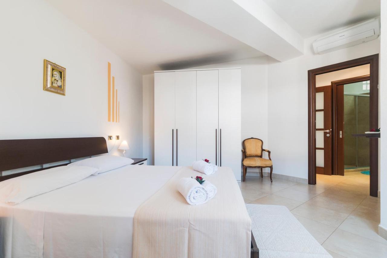 Royal Suite Apartment Кала-Гононе Экстерьер фото