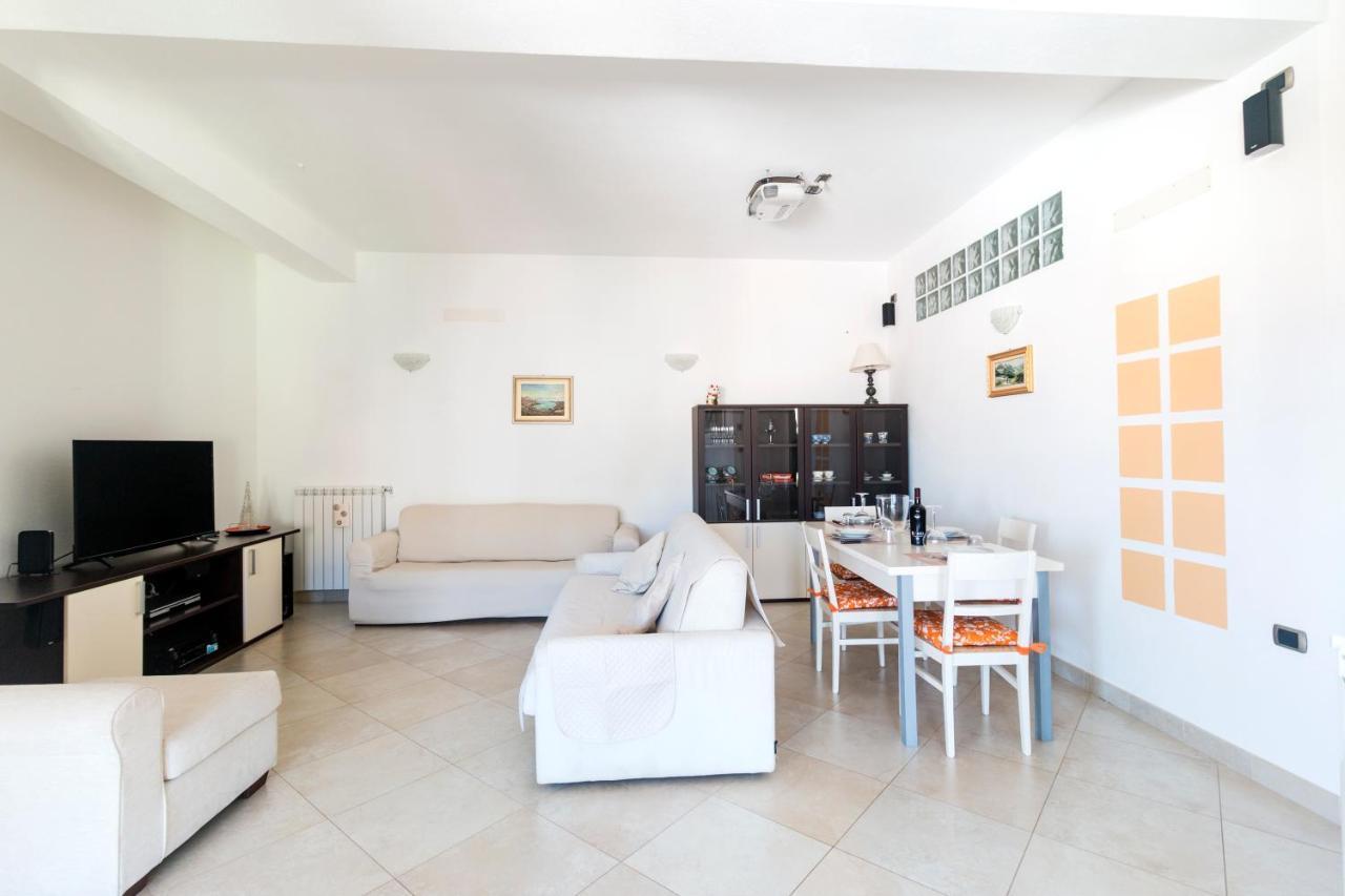 Royal Suite Apartment Кала-Гононе Экстерьер фото
