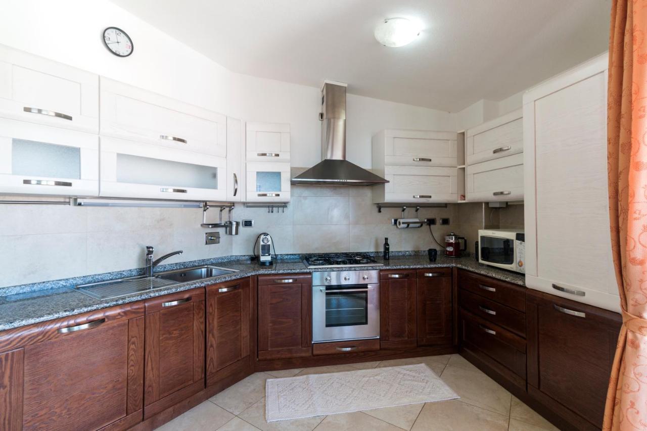 Royal Suite Apartment Кала-Гононе Экстерьер фото